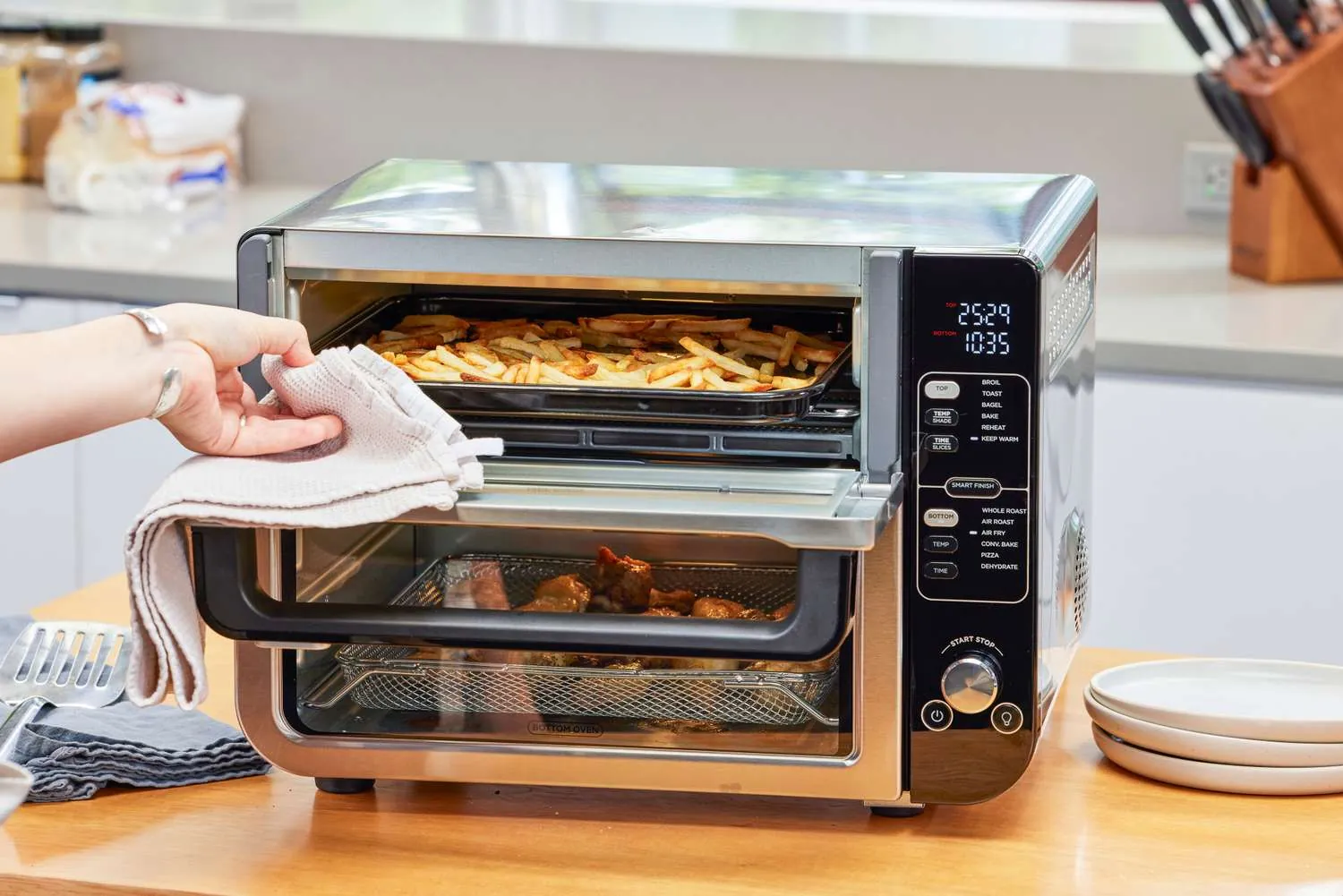 Mistakes that ruin a small-kitchen setup - What Size Toaster Oven Is Best for a Small Kitchen